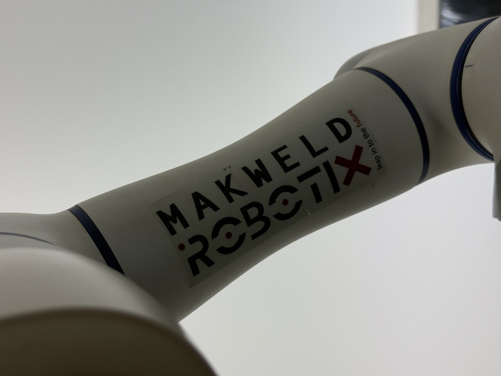 Makweld Robotix robot arm branding detail